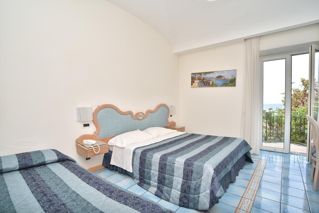 Albergo Italia - Beach Hotel Casamicciola Terme Eksteriør bilde
